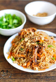 Hoisin Pork With Rice Noodles Pinch Of Yum Recipe Pork Dishes Recipes Pork Recipes