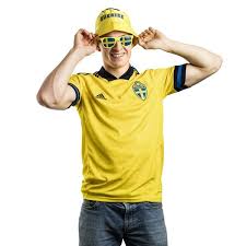 Sverige fotbollströja 2019,matchstaell innebandy malvakts,fotbollströjor 2015,fotbollstroeja med eget namnak,billiga fotbollströjor med tryck. Sverige Troja Handla Sveriges Landslagstroja Hos Unisport