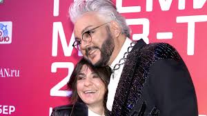Нателла крапивина заявила, что больше не продюсирует лободу. Zuhsgyliaj3hhm