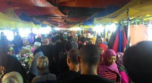 Suasana di wakaf che yeh sunyi sepi tidak seperti kebiasaan apabila peniaga memilih untuk tidak berniaga disebabkan pkpb. Pasar Malam Wakaf Che Yeh Khalifa Inn Wakaf Che Yeh Facebook