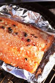 Mit Chili Geraucherter Lachs In Alufolie Vom Grill Rezept Geraucherter Lachs Lachs In Alufolie Raucherlachs