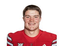 Isaac Smith's Instagram, Twitter & Facebook