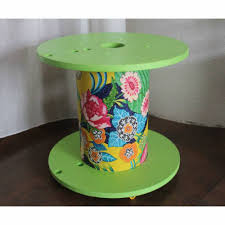 Kabelrolle Aus Holz Als Tisch Mit Rollen In 2020 Tisch Mit Rollen Holz Tisch