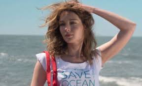 Info su cristiana capotondi biografia filmografia discografia video foto citazioni curiosità frasi celebri news carriera. M Hvwsurehmkgm
