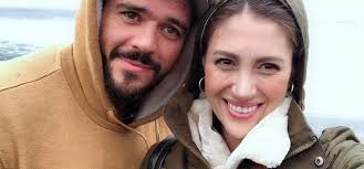 El enólogo álvaro espinoza cuenta cómo surgió el proyecto de viñas emiliana para realizar practicas orgánicas y biodinámicas. Mi Maravillosa Esposa Juan Pedro Verdier Sorprendio Con Retrato Que Hizo De Karen Bejarano Tras Estar Internada