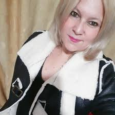 Vamos Don Efrain. Lo sé todo lo que ha dado por el refugio lo he visto con  su hijo desde tempranito subiendo al refugio, para cuidar y rescatar todo  lo que dejan