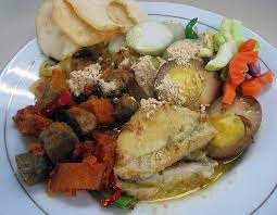 Selain sebagai menu sarapan pagi, resep lontong sayur biasanya juga menjadi menu yang ramai menjelang hari raya lebaran. Lontong Cap Go Meh Wikipedia