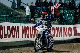 Bartosz zmarzlik is a motorcycle speedway rider who competes internationally for poland. Speedway Zmarzlik Claims First Prague Win To Snatch Fim Sgp World Championship Lead