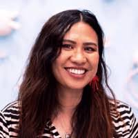 Barbara Loza's Instagram, Twitter & Facebook