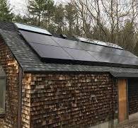 Railed vs. rail-less mounting for rooftop solar projects