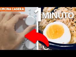 Si está bien cocido, el huevo no se romperá al soplar y saldrá sano y salvo de la piel. Como Cocer Un Huevo Duro Al Microondas En 1 Minuto Youtube