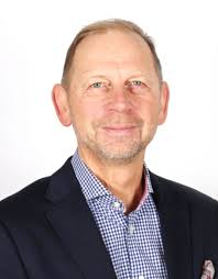 AIS pays tribute to outgoing chair, Neville Moore