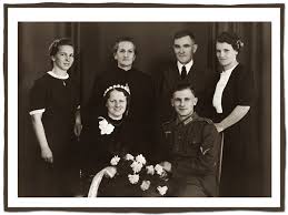 We would like to show you a description here but the site won't allow us. Photos Of Deceased Loved Ones The Great Debate