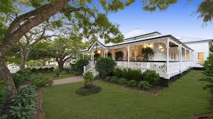 135 Windermere Road Hamilton Qld 4007 Image 2 Australian Homes Selling House Windermere