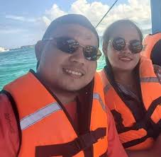 Nagsalita sa News 5 ang isa sa mga nasangkot sa rambulan sa Poblacion,  Makati kung saan kasangkot din si Awra Briguela. Ayon sa lalaking tinawag  na "Mark" baka nakursunadahan daw siya at