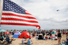 Your party of up to 11 will have an exceptional platform to view all aspects of the events. Chicago Air And Water Show 2018 Where To Watch How To Get There And The Planes You Ll See Chicago Tribune