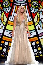 6 years ago6 years ago. Carrie Underwood Starportrat News Bilder Gala De