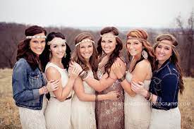 Pin By Kh Photography On Keri Hamilton Photography Group Photo Poses Sisters Photoshoot Friend Photoshoot