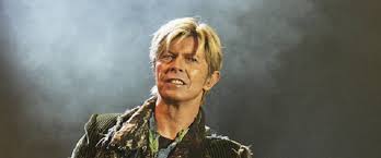 Mit der aufkommenden pandemie vor augen, brauchte er zunächst einige zeit. David Bowies Augen Hatten Nicht Dieselbe Farbe Das Ist Der