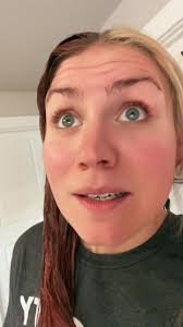 ACOTAR book 1 check in (I read book 1 a long while back. This might as well  be my first time reading it.)…. #acotar #acourtofthornsandroses #booktok  #booktoker #bookworm #bookish #bookclub #tamlin ...