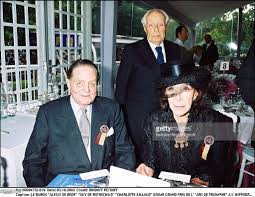 Souvenirs et portraits retrace la vie mondaine et parfois extravagante d'un homme dandy, homme des fêtes et des bals éphémères, collectionneur, le baron de redé se dévoile dans. Pin On That Was Then