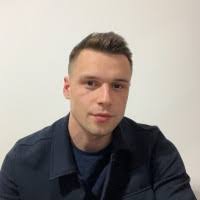 700+ "Pelczar" profiles