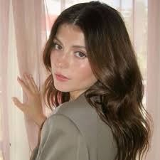 why is elaine always at the scene of the crime