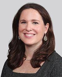 Andrea Mummert's Instagram, Twitter & Facebook