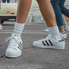 Las mejores y últimas noticias sobre el mundo del tenis están en marca.com todos los masters y grand slams los encontrarás aquí. Adidas Tenis Superstar Blanco Adidas Mexico