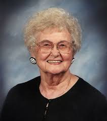 Doris Clary's Instagram, Twitter & Facebook