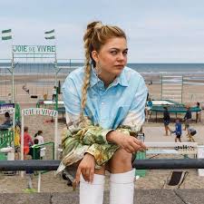 Louane emera, (anne peichert de son vrai nom) est une chanteuse et actrice connue pour avoir participé à l'émission de the voice en 2013 et pour son premier rôle dans le très. Louane Joie De Vivre 180g Green Vinyl 2 Lps Jpc
