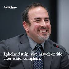 The Lakeland Board of Commissioners stripped Wesley Wright of his vice  mayor's title for violating city policy regarding a contract with the  Memphis Symphony Orchestra.⁠ ⁠ The contract between the Lakeland Arts