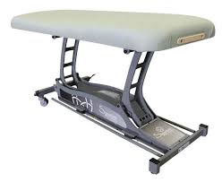 signature spa series hands free basic electric table custom craftworks signature spa massage tables spa rooms