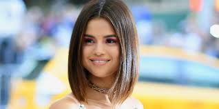 Selena marie gomez)‏ (مواليد 22 يوليو 1992) هي مغنية وممثلة ومنتجة أمريكية، وهي المولودة الوحيدة لأب من أصل مكسيكي وأم من أصل إيطالي. Selena Gomez S Dating History Selena Gomez S Ex Boyfriend List