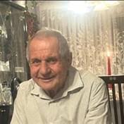 Daniel Kochanski's Instagram, Twitter & Facebook