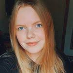 Autumn Diggs's Instagram, Twitter & Facebook