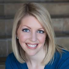 Shelley Webb's Instagram, Twitter & Facebook