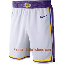 The houston rockets collapse against the los angeles lakers has coincided with nba's probe and banishment from the bubble of forward danuel house. Nba Los Angeles Lakers Herren Shorts Weiss 2018 19 Nike Swingman