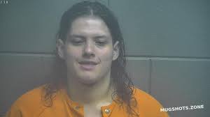 DELACRUZ-AYALA DEVON DANIEL 04/03/2024