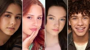 Shane Houghton's Instagram, Twitter & Facebook