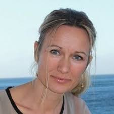 Doris Larsen's Instagram, Twitter & Facebook