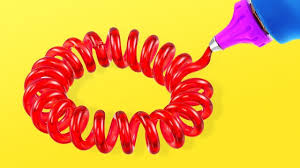 Tilswall pistolet à colle chaude 150w fabriqué avec thermistance ptc intégrée de haute technologie, donc il suffit de chauffe. 30 Trucs Vraiment Sympa A Faire Avec Un Pistolet A Colle Et Pour Economiser De L Argent Youtube