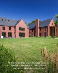 Oakley founder James Jannard has listed his Brutalist mansion for  $68,000,000 🤩⁠ ⁠ Shortly after his record-setting $210,000,000 mansion  sale, Oakley founder James Jannard has listed a second California estate. ⁠  ⁠