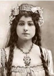 Fan Casting Adèle Haenel as Louise David in Biopics for famous women