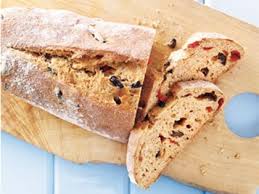 Ciabatta Mit Oliven Rezept Zum Selbst Machen Alnatura Lebensmittel Essen Ciabatta Lecker Backen