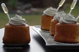 Pupilles Et Gourmandises Le Baba Au Rhum De Cyril Lignac Et Benoit Couvrand En 2020 Baba Au Rhum Gourmandise Alimentation