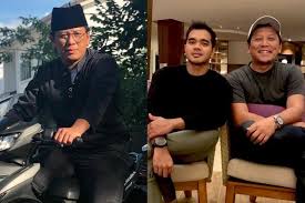 Memang tak ada lelaki sehebat aku. Pernah Anggap Alif Satar Poyo Shahrol Shiro Tak Sangka Kini Jadi Kawan Baik Sikit Sikit Cakap Orang Putih Siap Buat Rolling Eyes Dekat Aku Hiburan Mstar
