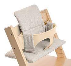 Grâce à notre large choix de couleurs et imprimés vous vous pouvez désormais habiller vos chaises évolutive et transat stokke de façon élégante et en parfait accord avec votre intérieur. Stokke Coussin Pour Chaise Tripp Trapp Reflet Gris Classic Cushions Chair Cushions Stokke Tripp Trapp