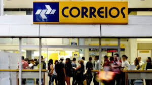 Funcionários dos correios entram em greve categoria pede reajuste salarial com reposição da inflação e é contra a privatização da empresa. Privatizacao Dos Correios Nao Vai Sair Antes De 2022 Istoe Dinheiro