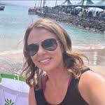 Candice Ledford's Instagram, Twitter & Facebook